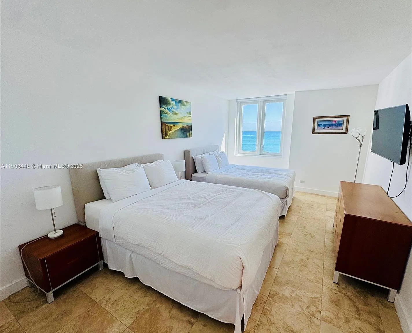 1 bed, 850 sqft, $5,700 — Photo 3