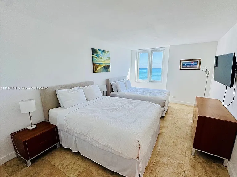 2301 Collins Ave #1525 — Photo 3