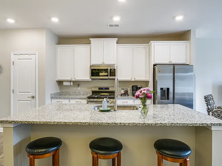 33 Apollo View Ln — Photo 4