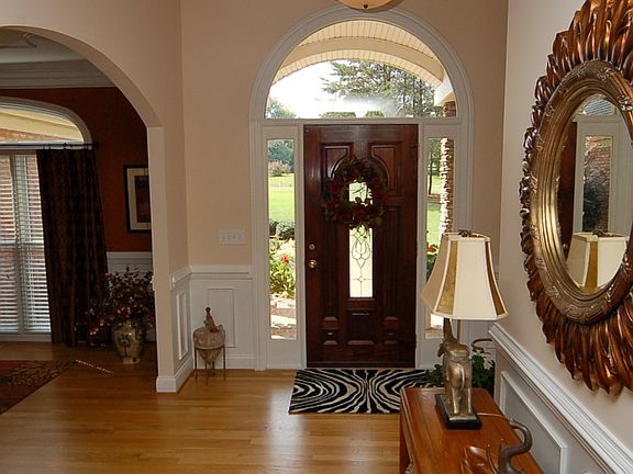 3rd image of 8012 Dorsett Downs Dr