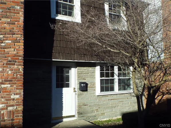 207 Highbridge St APT 5, Fayetteville, NY 13066