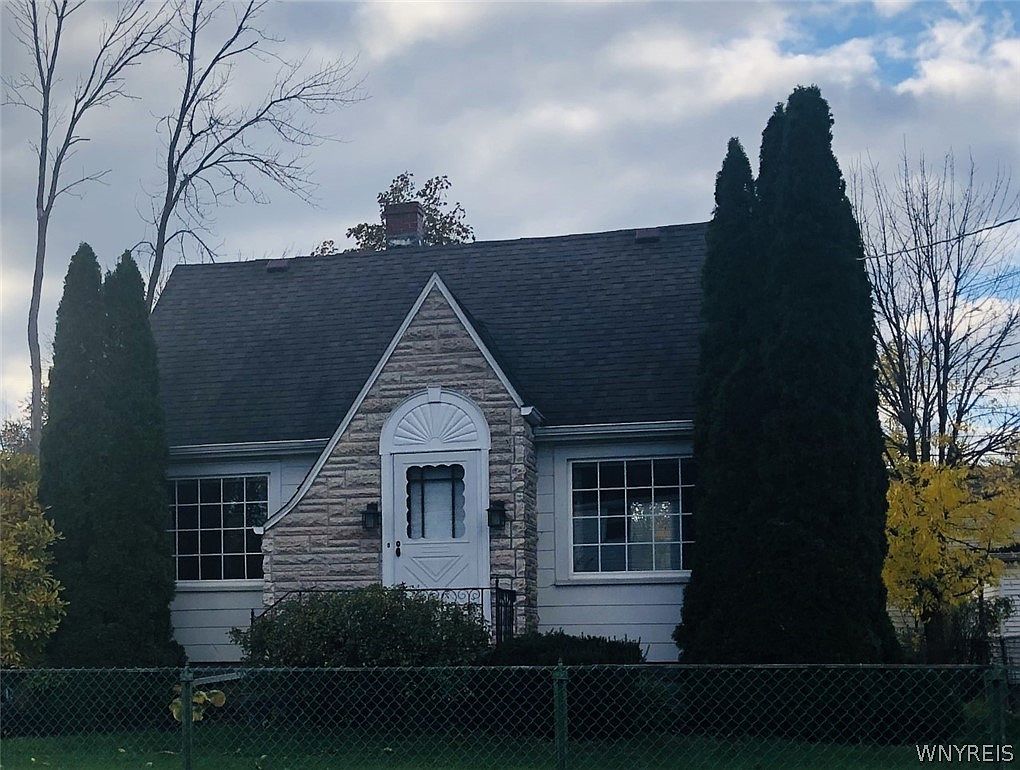 474 77th St, Niagara Falls, NY 14304 Zillow