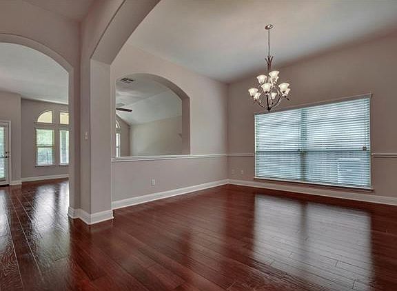 4th image of 13032 Bismark Dr