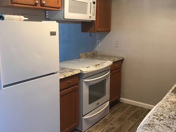 2nd image of 2644 & 2648 Destrehan Ave #44A