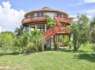 37 Gulf Breeze Dr, Crawfordville, FL 32327