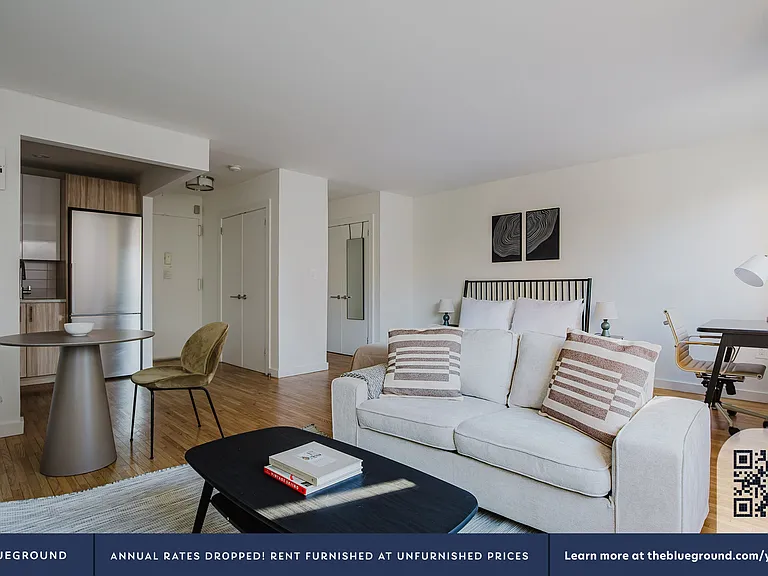 309 W 30th St #7D — Photo 2