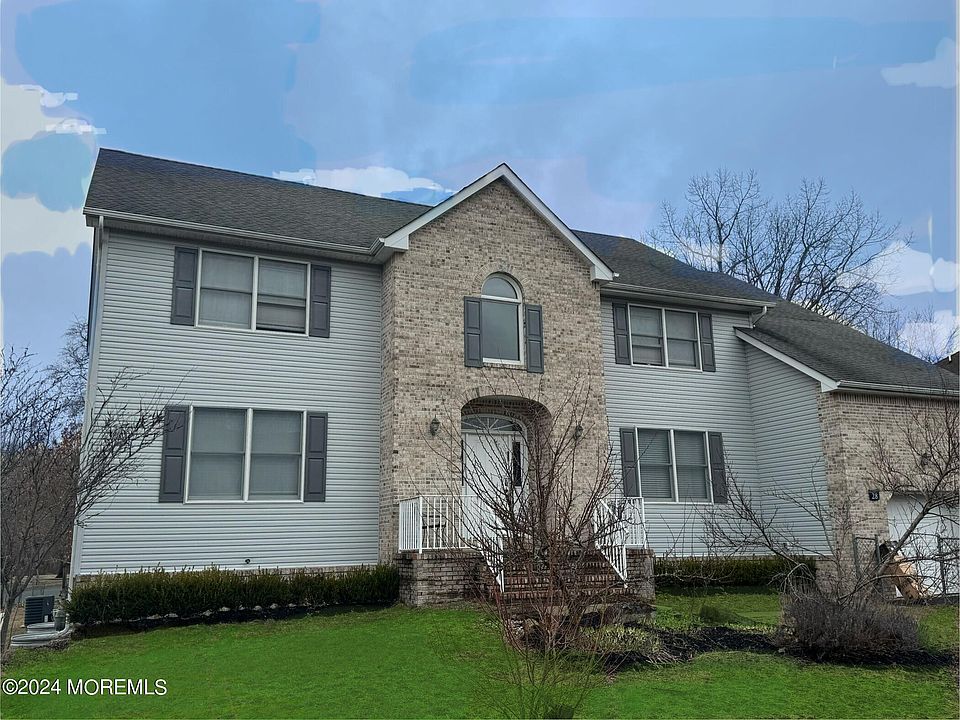 1st image of 28 Sienna Way