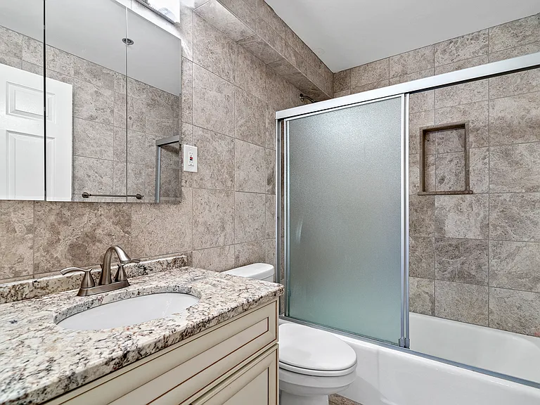 357 Commercial St #418 — Photo 8