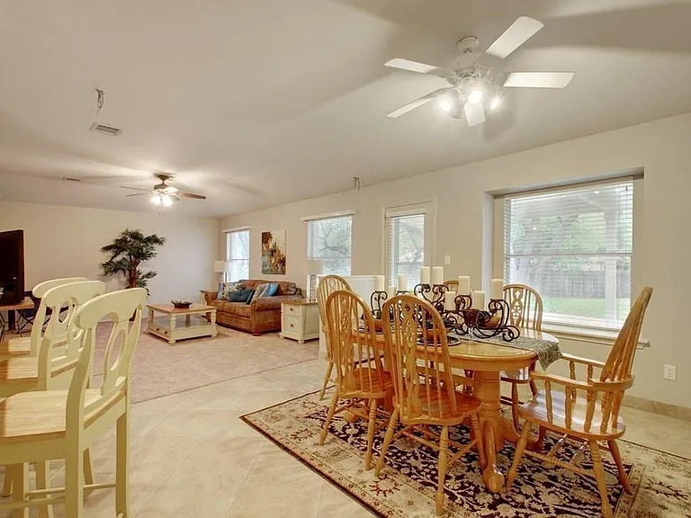 1111 Fossil Cv — Photo 11