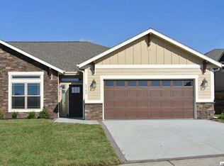 5742 Chimney Rocks Cir #1, Lawrence, KS 66049