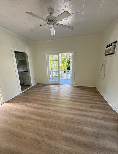 1120 Washington St #D Photo 1 1120 Washington St #D Photo 1