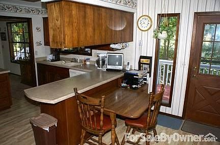 4th image of 2504 Trails End Dr