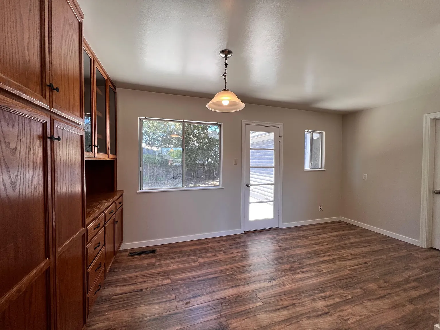 3 bed, 1517 sqft, $4,000 — Photo 4