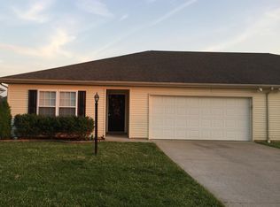 6884 Augusta Dr, Newburgh, IN 47630