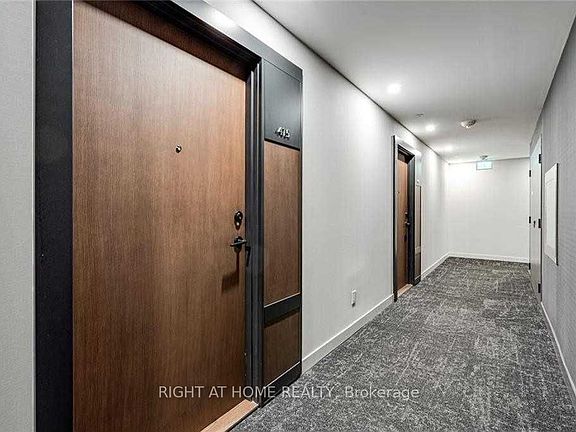 3rd image of 4065 Confederation Pkwy #415