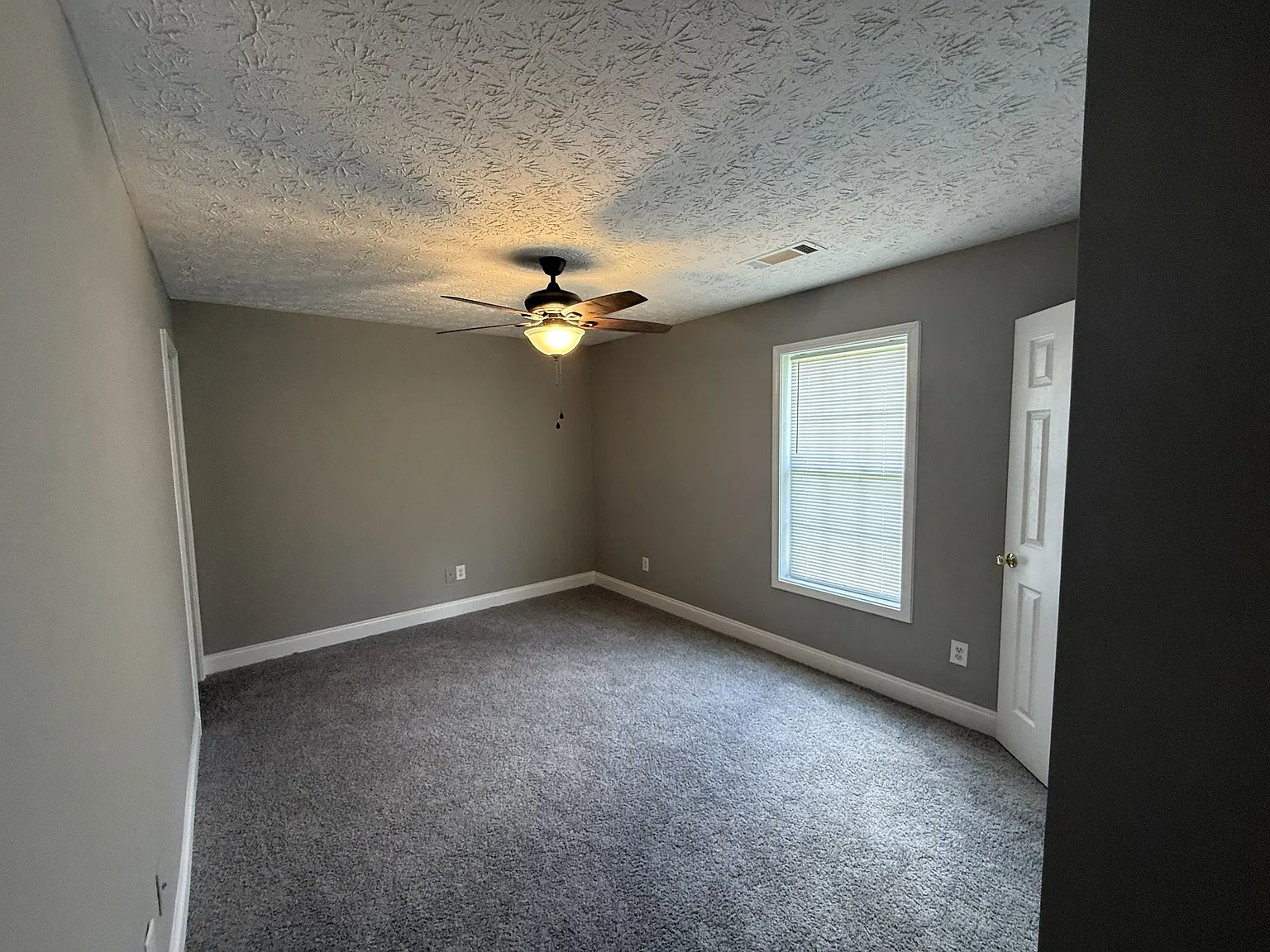 283 Westchester Circle - 1 — Photo 4