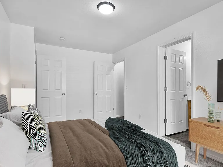 135-171 N Sea Fury Ln — Photo 15