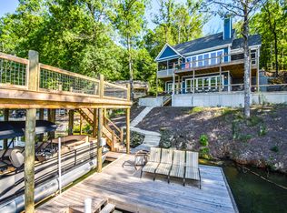 1030 Lake Ridge Dr, Alexander City, AL 35010