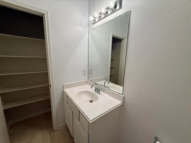 15106 Turphin Way — Photo 14