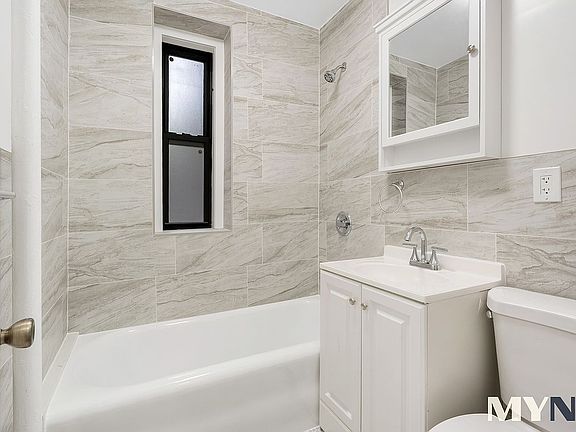 5th image of 7002 Ridge Blvd APT B14