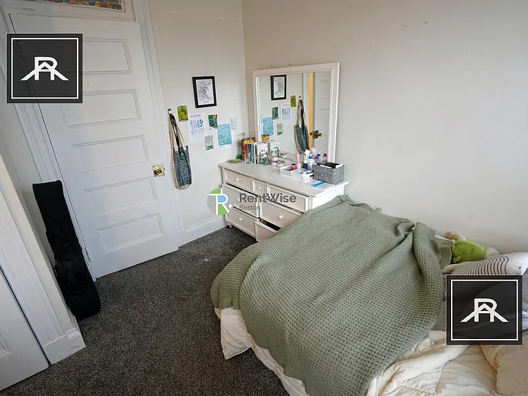 74 Gardner St #D6 — Photo 11