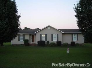 4317 Woods Cove Rd, Scottsboro, AL 35768