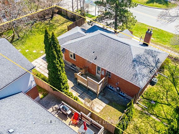 3rd image of 200 Berry Rd