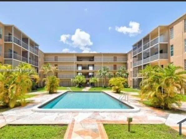 4848 NW 24th Ct APT 438, Fort Lauderdale, FL 33313