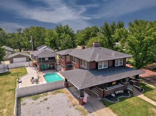 1125 N 3rd St, Arkansas City, KS 67005