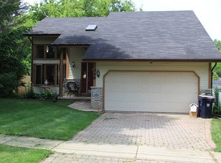 348 Sexauer Ave, Elgin, IL 60123