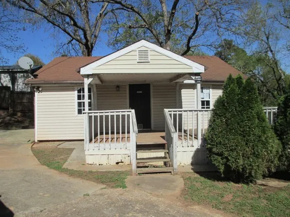 97 Dogwood Cir, Gainesville, GA 30501