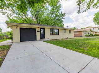 6425 W 83rd Pl, Burbank, IL