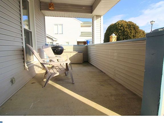 4th image of 126 Lake Arrowhead Cir
