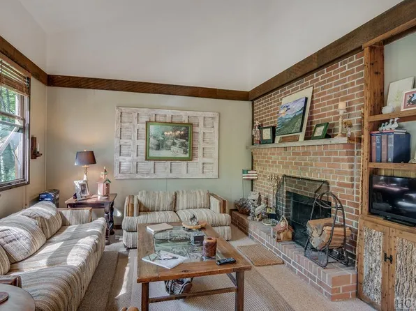 38 Lonely Mountain Dr Unit C, Sapphire, NC 28774