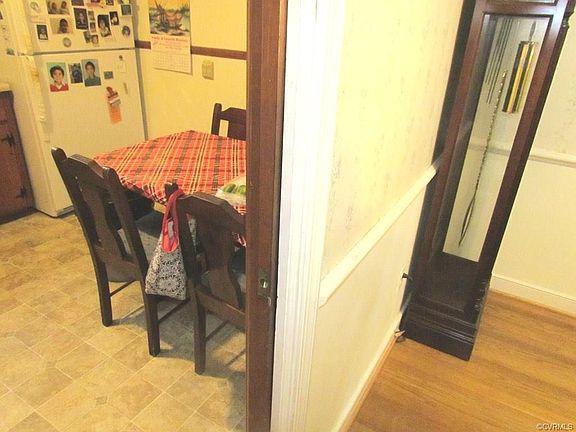 5th image of 1023 Southam Dr