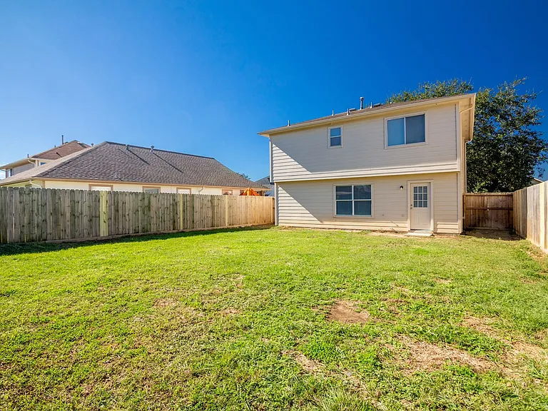 19714 Shores Edge Dr — Photo 15