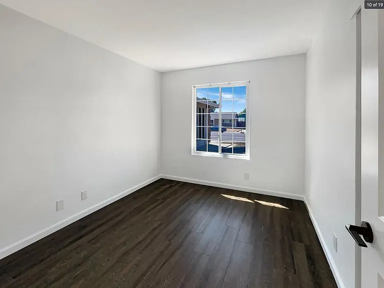 6134 Woodside Dr — Photo 14