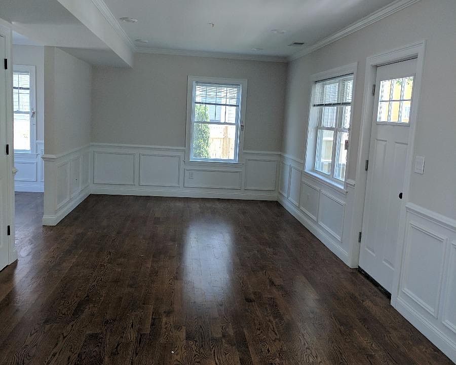 2nd image of 11-13 Roberts St
