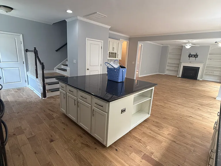 5050 Karriker Ct — Photo 2