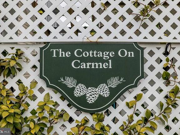 3rd image of 12921 Carmel Ave