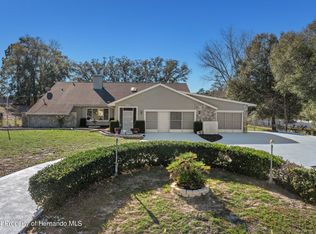 1385 Maximilian Ave, Spring Hill, FL 34609
