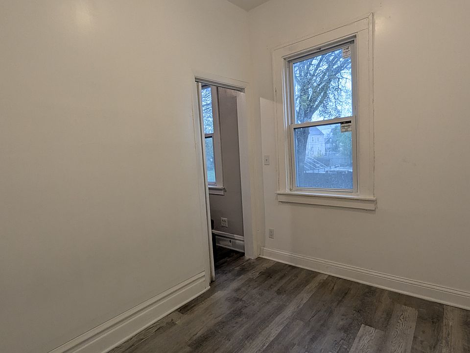 1st image of 5205 S Winchester Ave