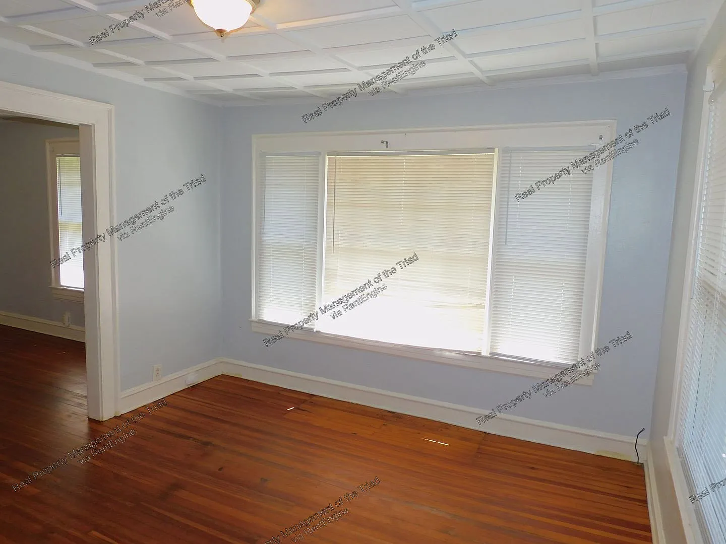 2 bed, 1.0 bath, 816 sqft, $1,095 — Photo 3
