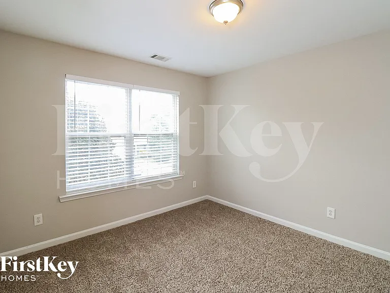 314 Tuggle Ct — Photo 9