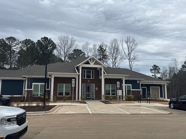 1st image of 2822 Ross Rd #943e0ac3d