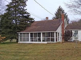 7 Old Long Plain Rd, Leverett, MA 01054