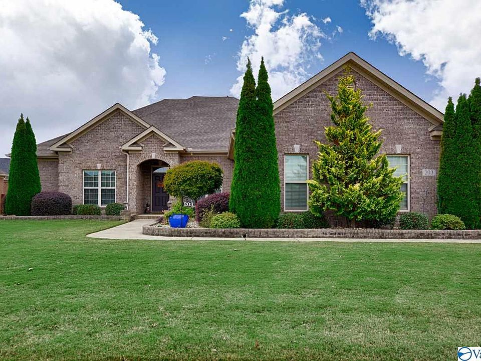 1st image of 203 Nettles Dr NW