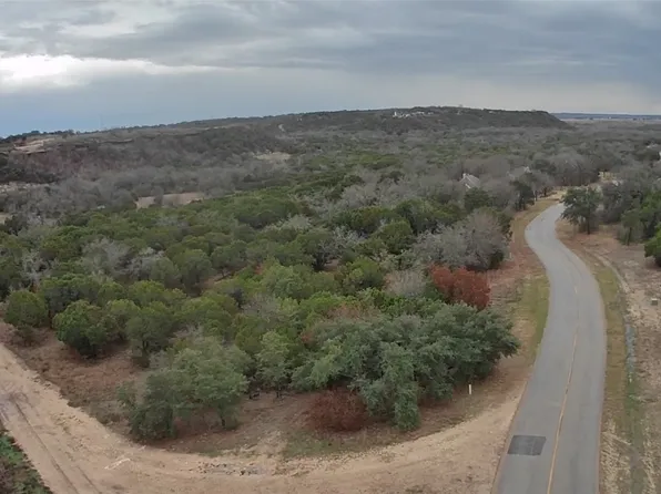 8329 Retreat Blvd, Cleburne, TX 76033