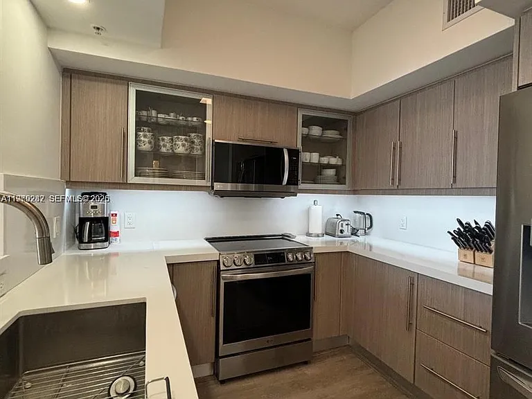 888 S Douglas Rd #1002 — Photo 14