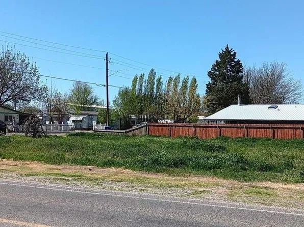 103 W 1st St, Fruitland, ID 83619